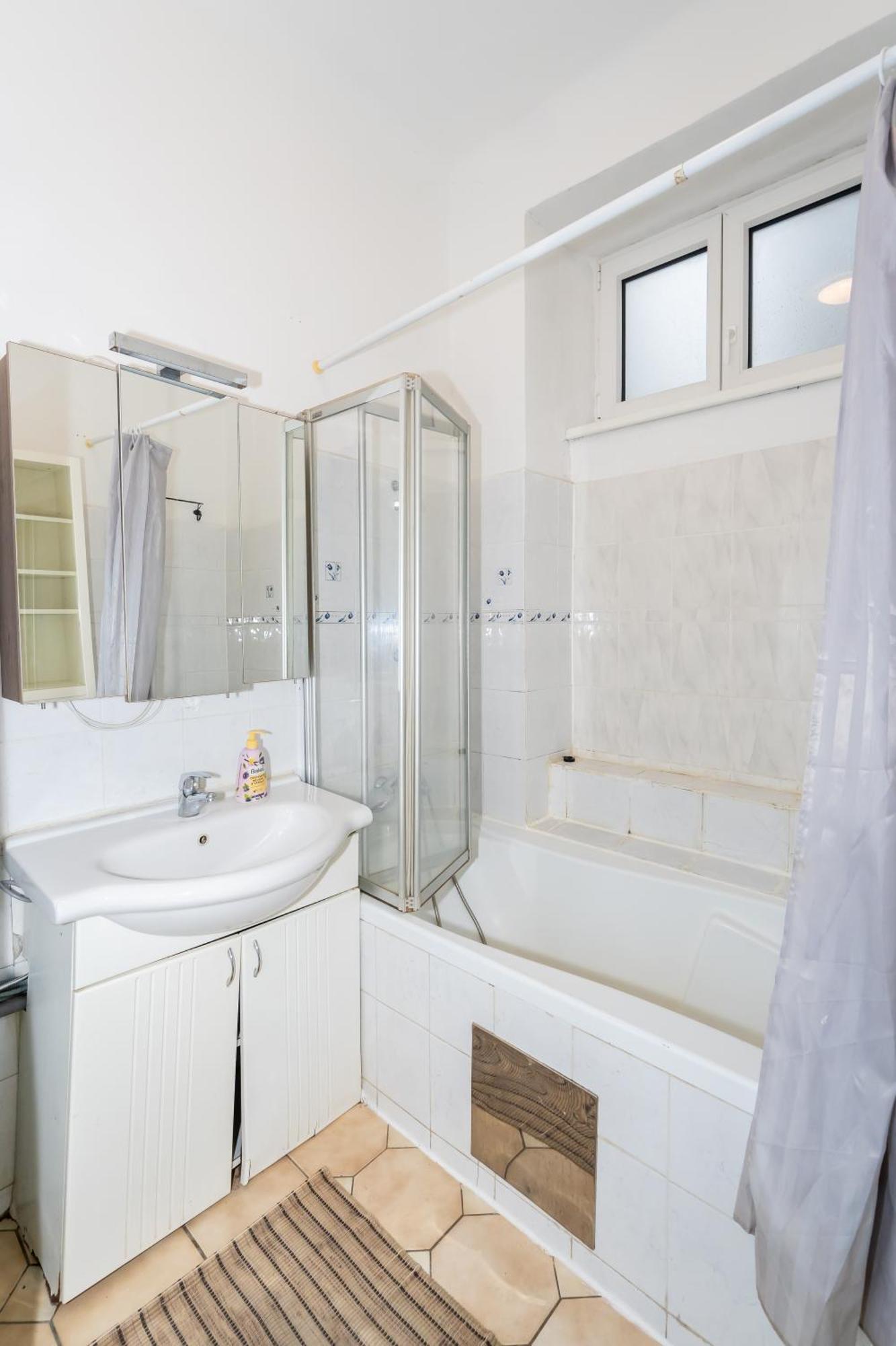 Homestay Family - 7 Minutes To Schoenbrunn Palace